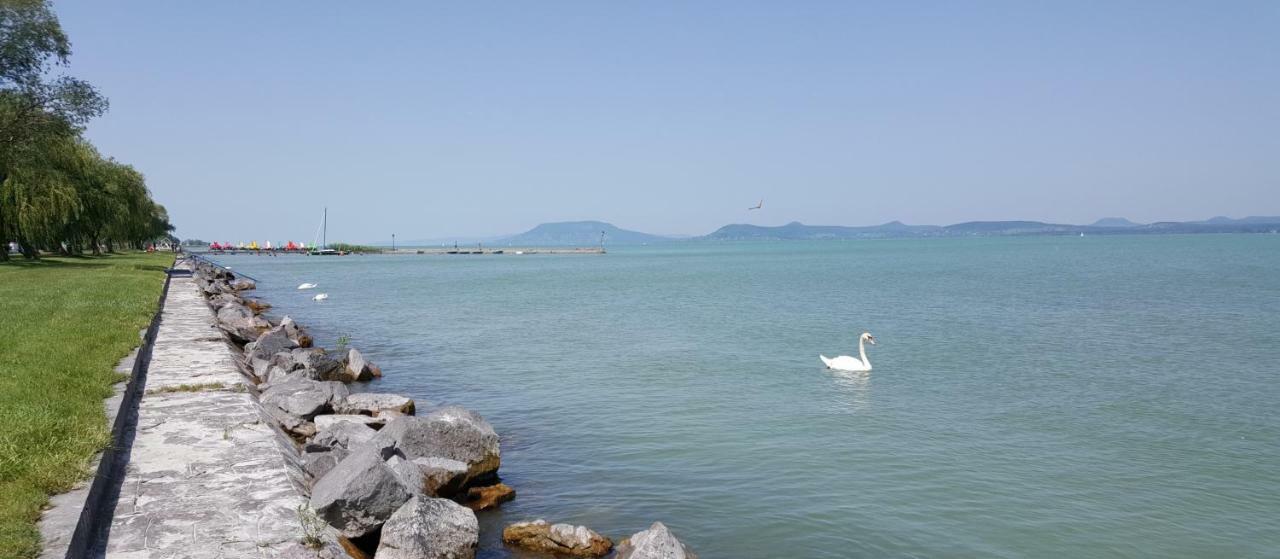 Lelle Resort CB34 Balatonlelle Extérieur photo