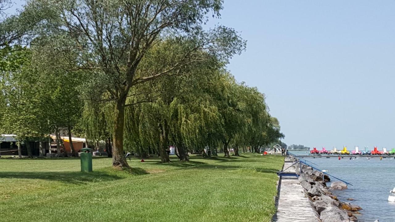 Lelle Resort CB34 Balatonlelle Extérieur photo