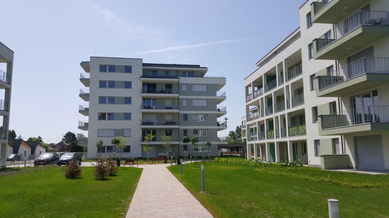 Lelle Resort CB34 Balatonlelle Extérieur photo