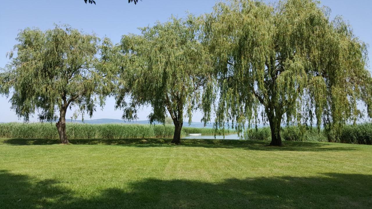 Lelle Resort CB34 Balatonlelle Extérieur photo